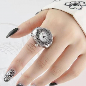 Flower Vintage Ring Design Quartz Watch