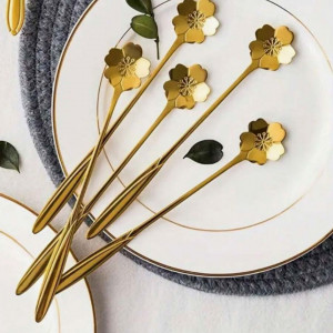 4pcs Stainless Steel Long-Handled Mixing Spoon Flower