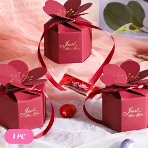 1 Pc Random  Cartoon Graphic Candy Box