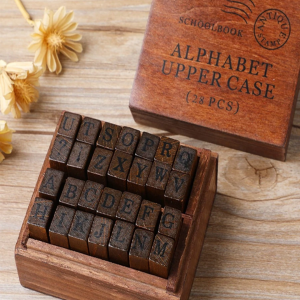 1pc Letter Design Random Wooden Stamp