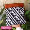 Cross Bag Crochet-Black&White 