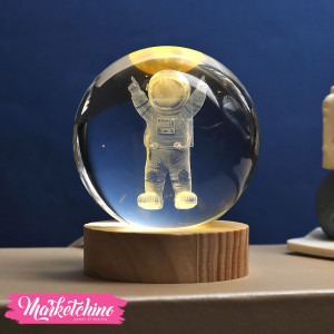 Crystal Ball 3D Astronaut-Medium
