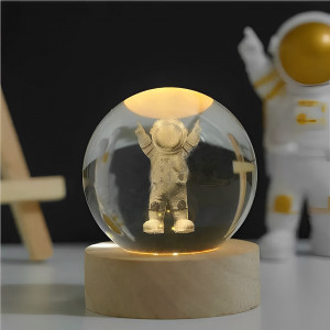 3D Crystal Ball  Astronaut - S (6 cm)