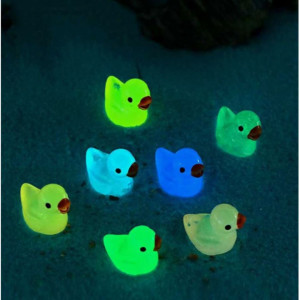 7pcs Mini Multi-Color Creative Night Light Duck Car Ornament