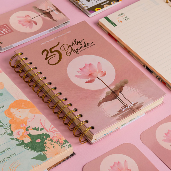 Box Daily planner Perfect - Lotus  ( 2025 )