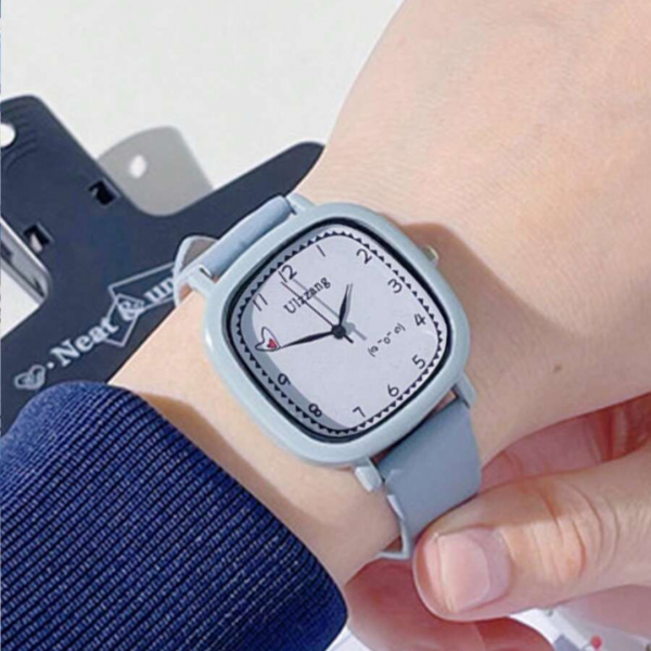 Women Black PU Polyurethane Strap Casual Square Dial Quartz Watch
