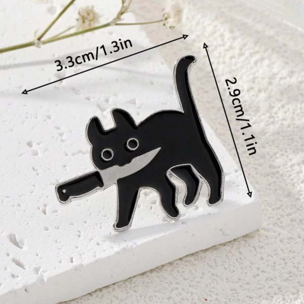 Cat Design Brooch
