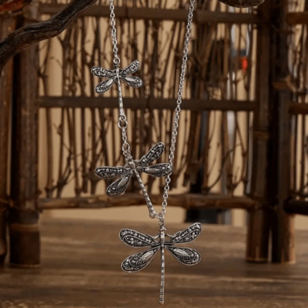 Bohemian Style Vintage Asymmetrical Dragonfly Necklace 