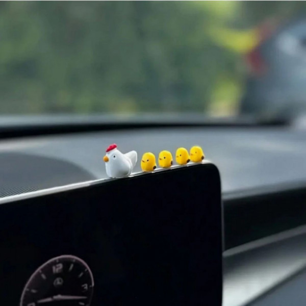 5pcs Cute Miniature Chicken Car Decoration