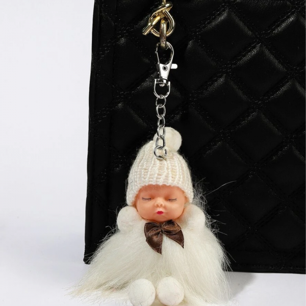 Pom pom decor chain bag 2025