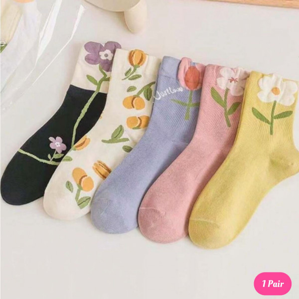 1pair Random Of Floral Pattern Crew Socks