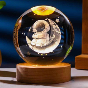 3D Crystal Ball Astronaut - L (8 cm)